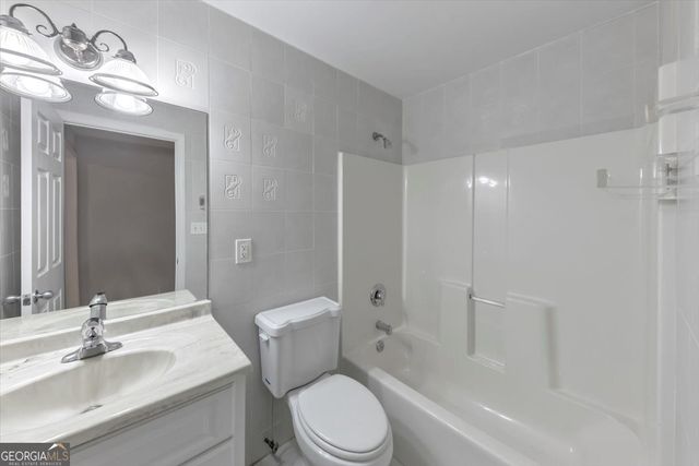 27 Spur Court, Hiram, GA 30141