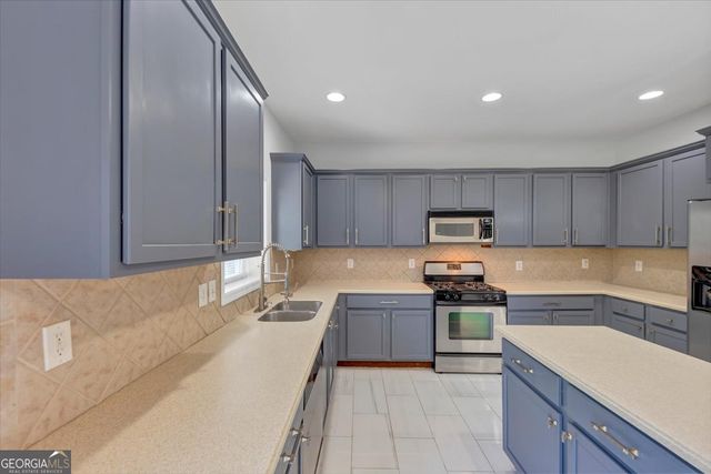 27 Spur Court, Hiram, GA 30141