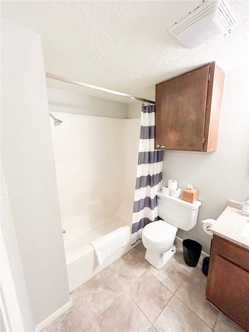 3900 Old College Road 28, Bryan, TX 77801