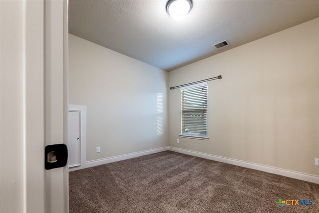 2901 Glen View, Seguin, TX 78155