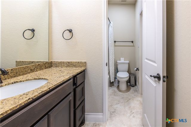 2901 Glen View, Seguin, TX 78155