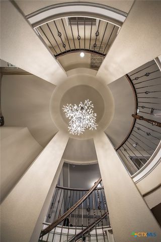 2901 Glen View, Seguin, TX 78155