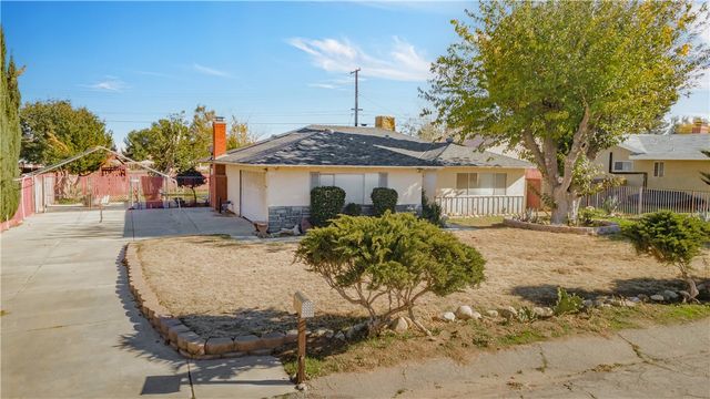 41522 Rimfield Avenue, Lancaster, CA 93536