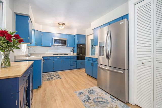 14942 Douglas Road, Mishawaka, IN 46545