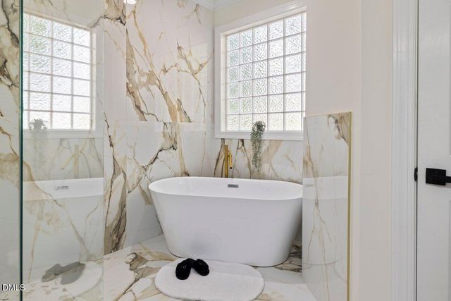 2321 Walden Creek Drive, Apex, NC 27523