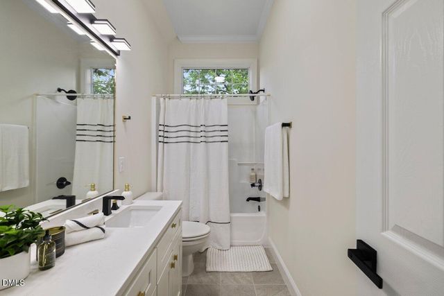 2321 Walden Creek Drive, Apex, NC 27523