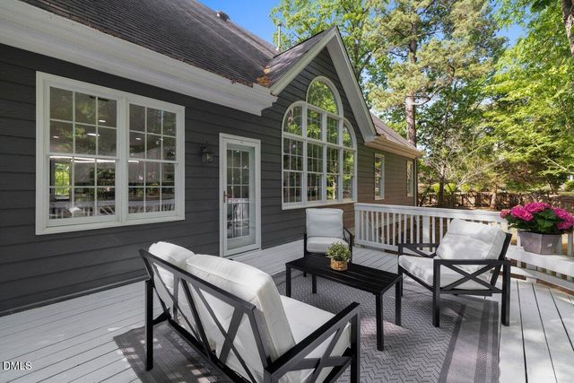 2321 Walden Creek Drive, Apex, NC 27523