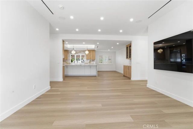 19510 Merridy, Northridge, CA 91324