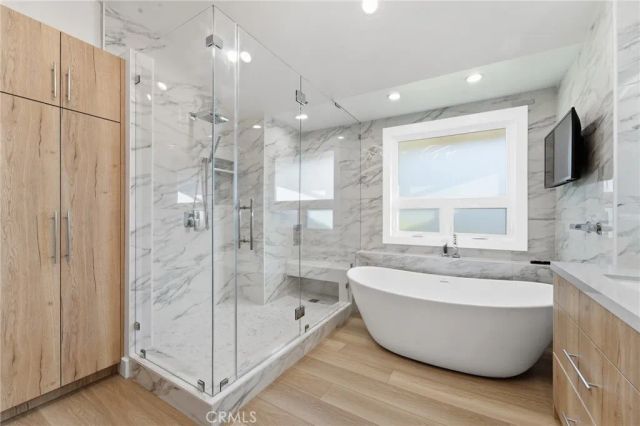 19510 Merridy, Northridge, CA 91324