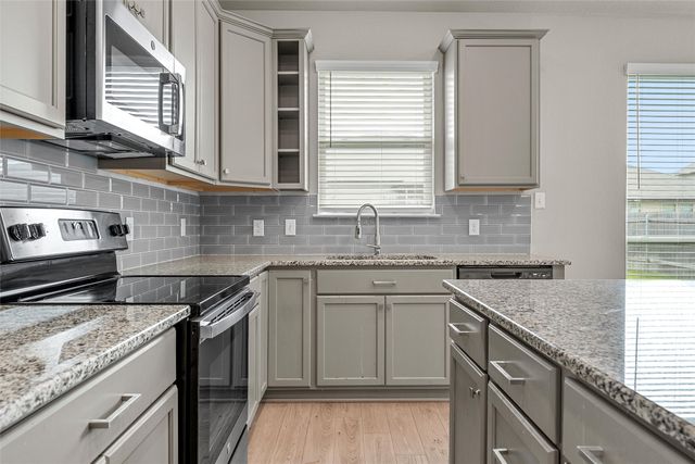 3224 Dottavio, Lorena, TX 76655