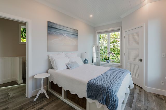 113 N Beach Road, Jupiter Island, FL 33455