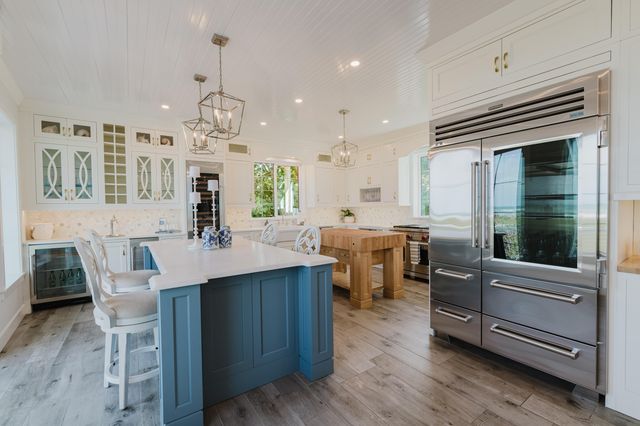 113 N Beach Road, Jupiter Island, FL 33455