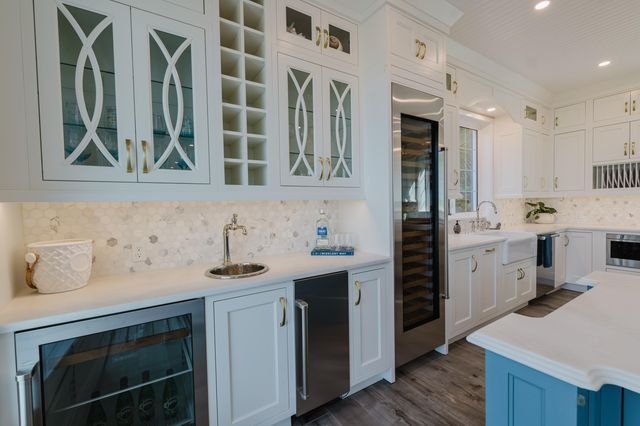 113 N Beach Road, Jupiter Island, FL 33455