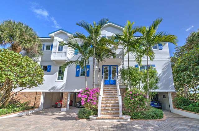 113 N Beach Road, Jupiter Island, FL 33455
