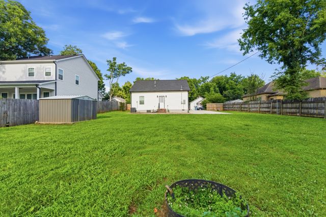 204 Richardson Ave, Murfreesboro, TN 37130