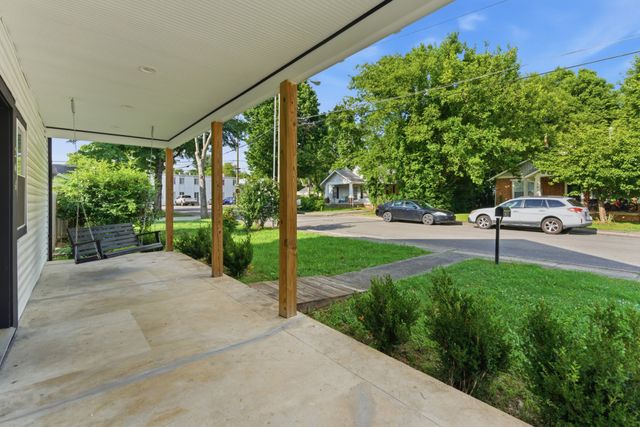 204 Richardson Ave, Murfreesboro, TN 37130