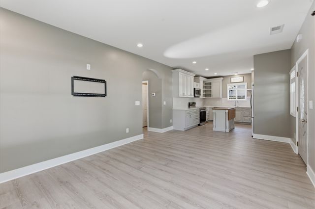 204 Richardson Ave, Murfreesboro, TN 37130