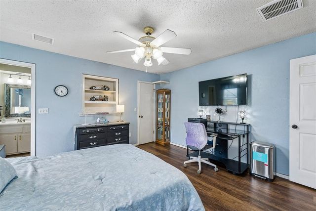 9809 S Country Club Drive, Oklahoma City, OK 73159