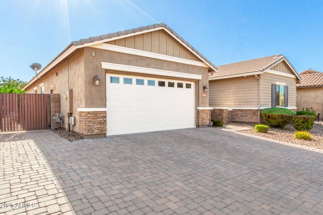 19820 S MESQUITE Drive, Queen Creek, AZ 85142