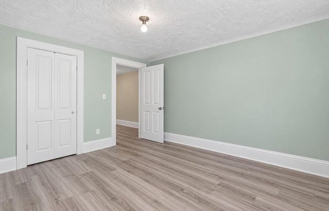 806 W Lapham BOULEVARD, Milwaukee, WI 53204