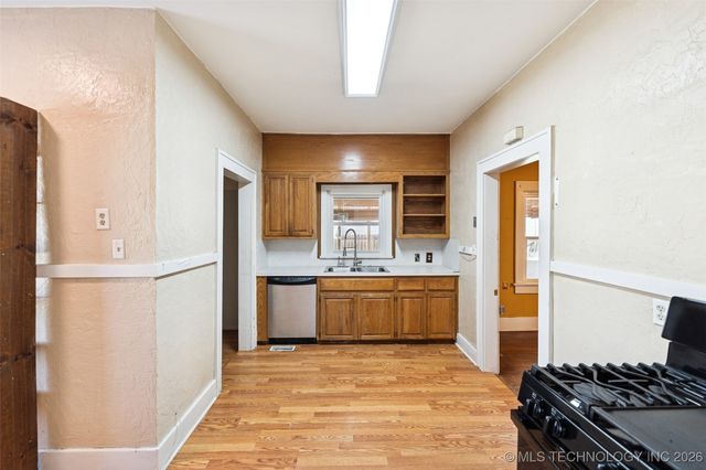 1109 E 9th Street, Okmulgee, OK 74447