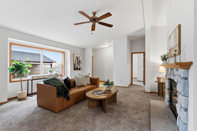 1534 Larpenteur Avenue E, Saint Paul, MN 55109