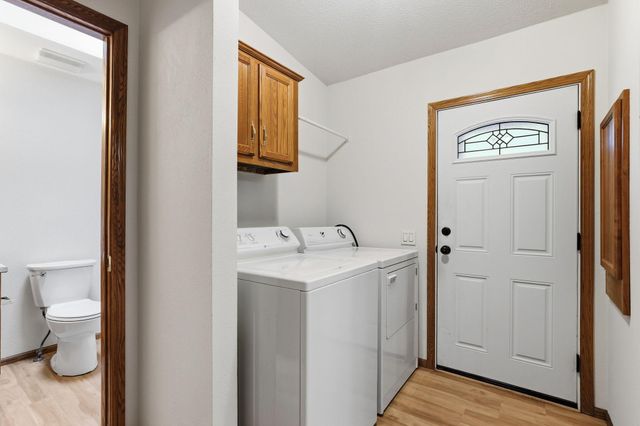 1534 Larpenteur Avenue E, Saint Paul, MN 55109