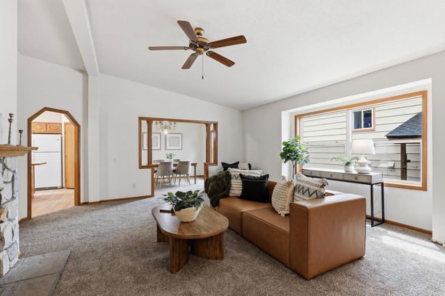 1534 Larpenteur Avenue E, Saint Paul, MN 55109