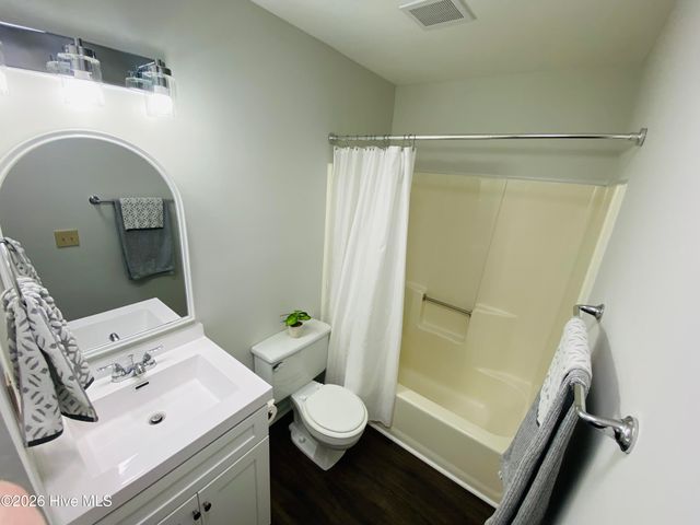 2702 S 17th Street Apt A, Wilmington, NC 28412