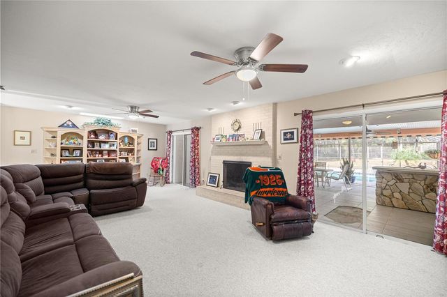 9825 SW 202 AVENUE ROAD, Dunnellon, FL 34431