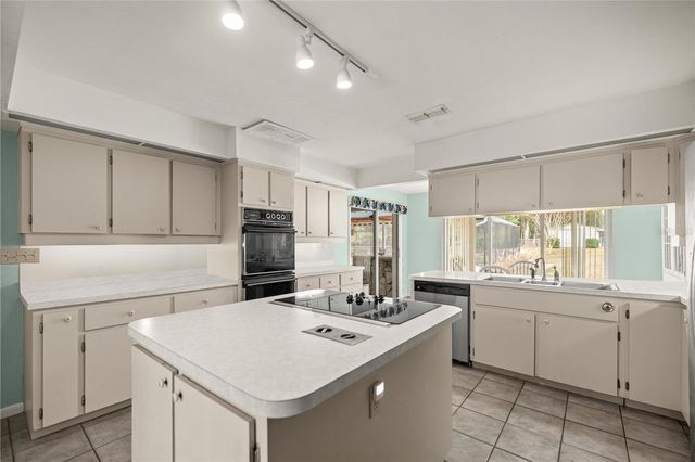 9825 SW 202 AVENUE ROAD, Dunnellon, FL 34431