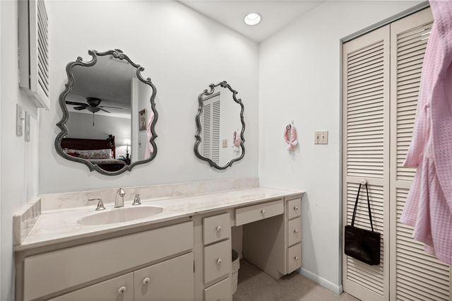 9825 SW 202 AVENUE ROAD, Dunnellon, FL 34431