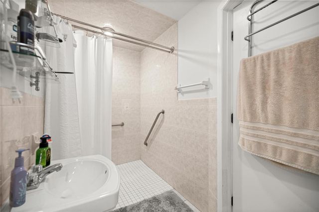 9825 SW 202 AVENUE ROAD, Dunnellon, FL 34431