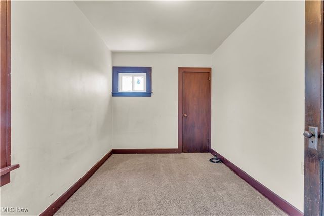 19716 Mohawk Avenue, Cleveland, OH 44119