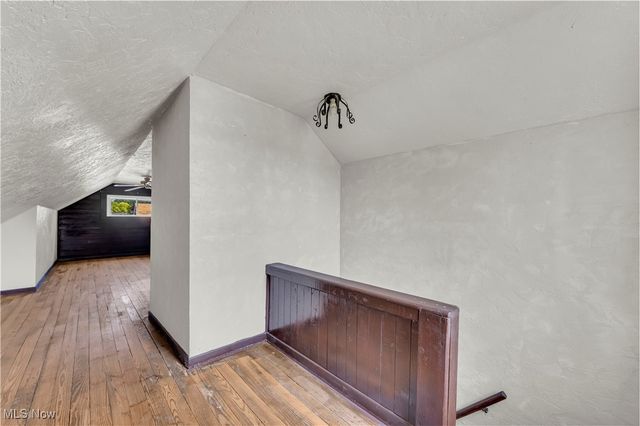 19716 Mohawk Avenue, Cleveland, OH 44119