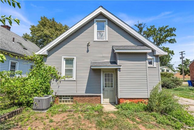 19716 Mohawk Avenue, Cleveland, OH 44119