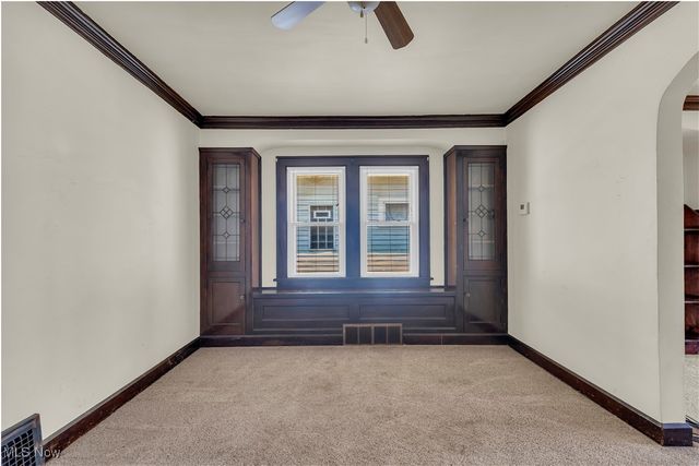 19716 Mohawk Avenue, Cleveland, OH 44119