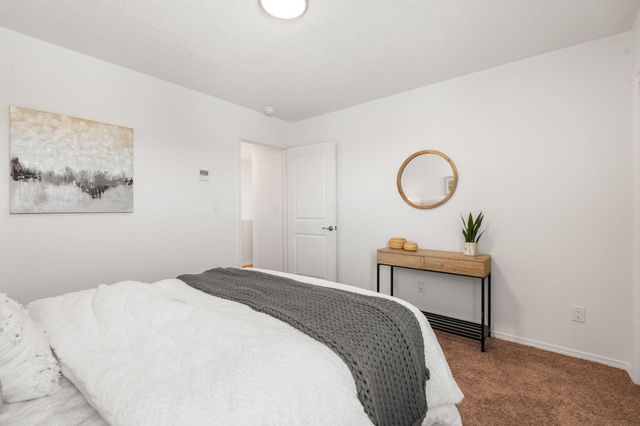 8928 Mountain Ash Avenue SW, Albuquerque, NM 87121