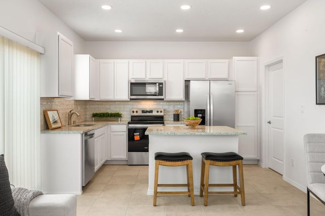 8928 Mountain Ash Avenue SW, Albuquerque, NM 87121