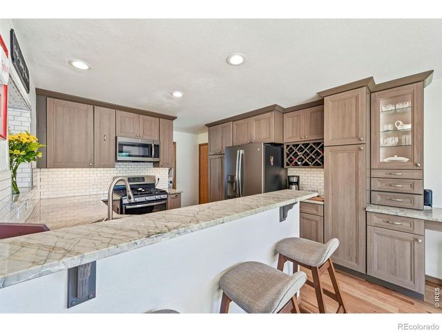 656 Torrey Pines Lane, Johnstown, CO 80534