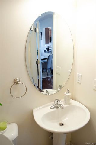 622 Prospect Hill Street, Canton, MI 48188