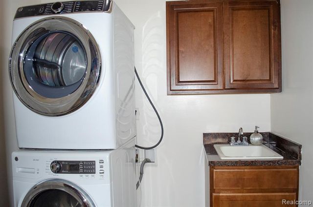 622 Prospect Hill Street, Canton, MI 48188