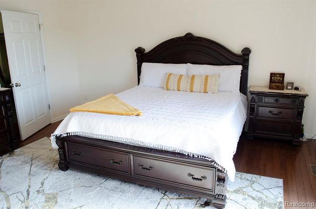 622 Prospect Hill Street, Canton, MI 48188