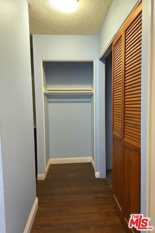 8601 International Avenue 210, Canoga Park, CA 91304