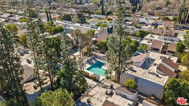 8601 International Avenue 210, Canoga Park, CA 91304