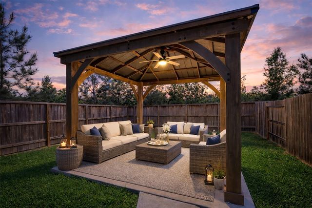 662 Aspen Falls Court, Conroe, TX 77304