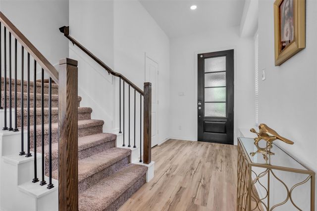 662 Aspen Falls Court, Conroe, TX 77304