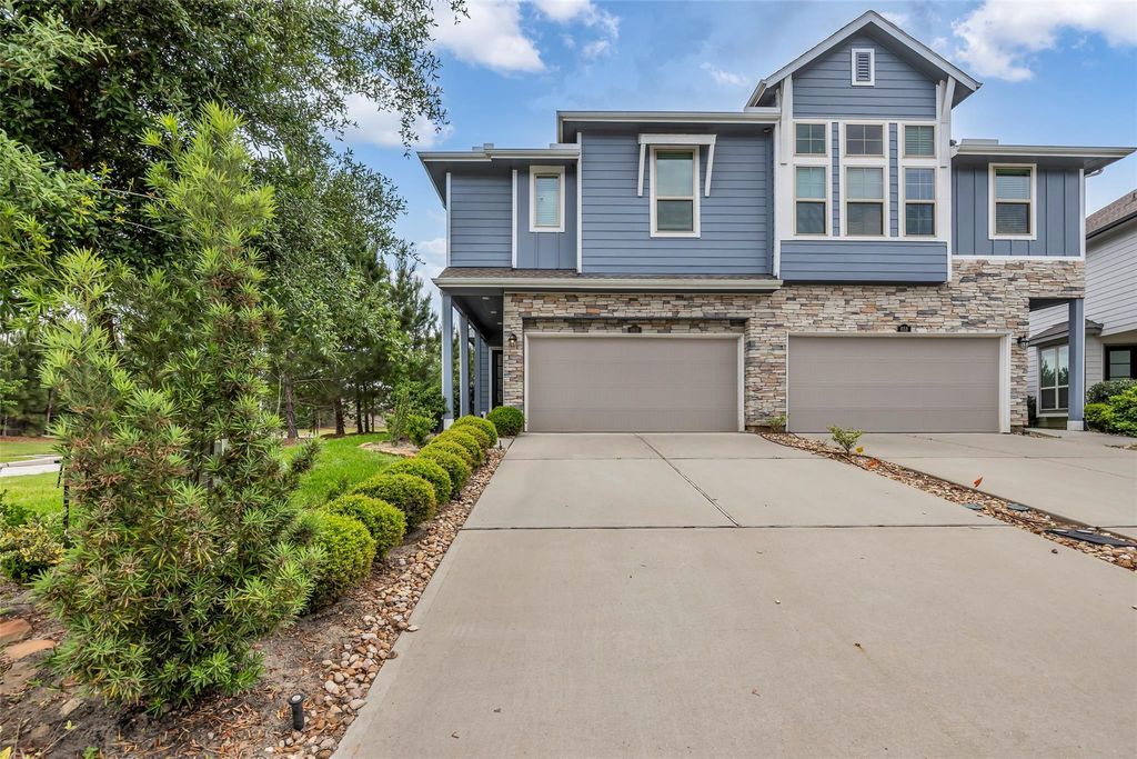 662 Aspen Falls Court, Conroe, TX 77304