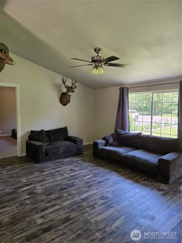 147 Tara Lane, Vader, WA 98593