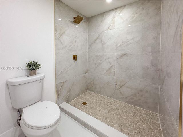1300 NW 42nd Street, Miami, FL 33142